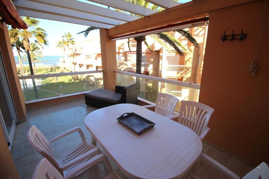 Flamingo 21 By Homeprive Dénia Værelse billede